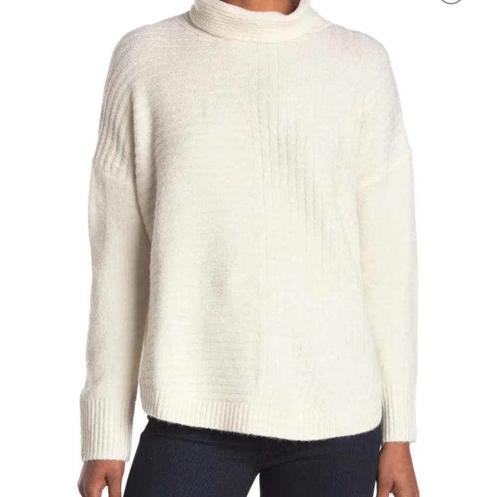 NWT Ribbed Knit Mock Sweater